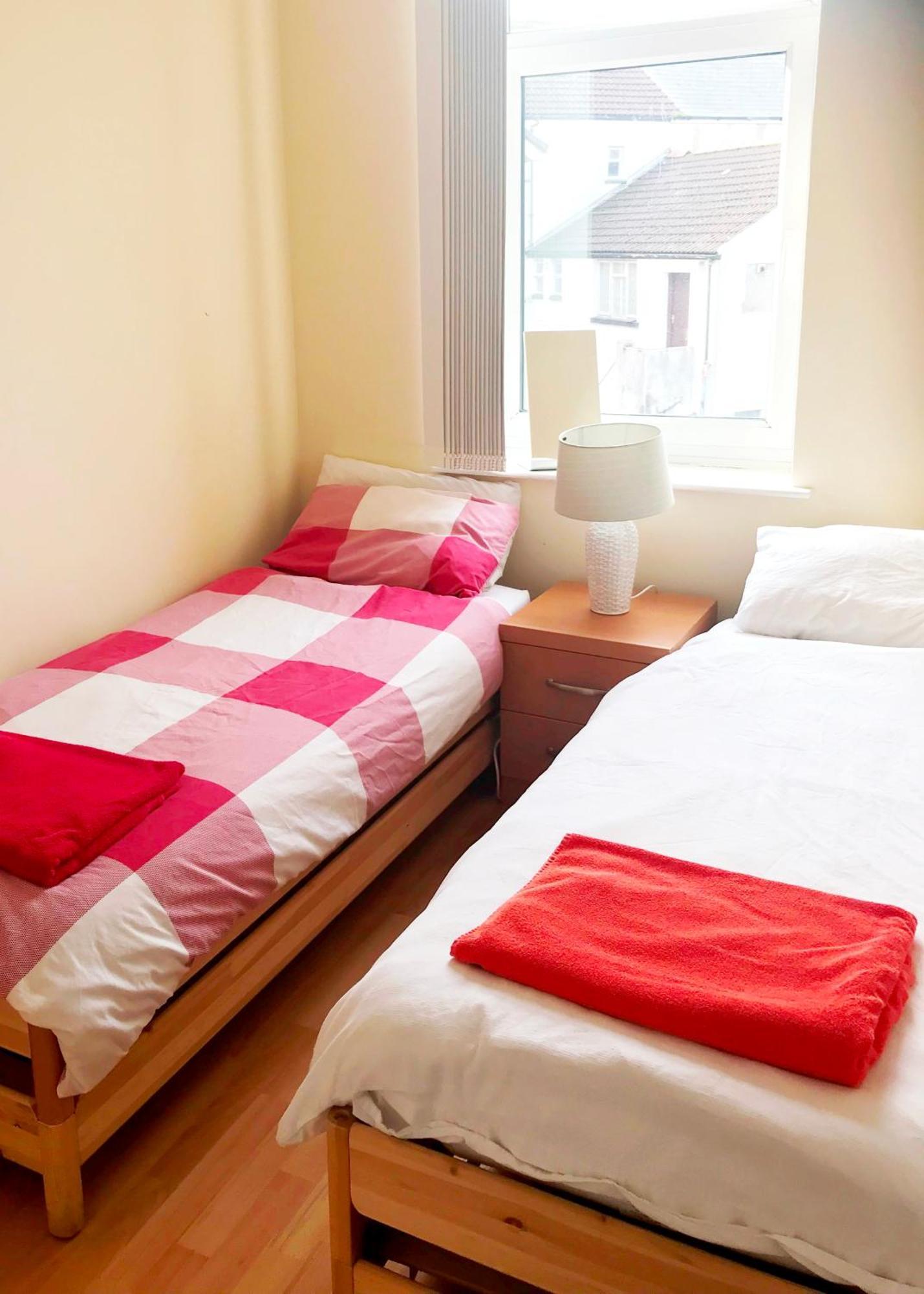 1 Fitzhamon Embankment Apartments Opposite Principality Stadium - Long Stay Offer Cardiff Dış mekan fotoğraf