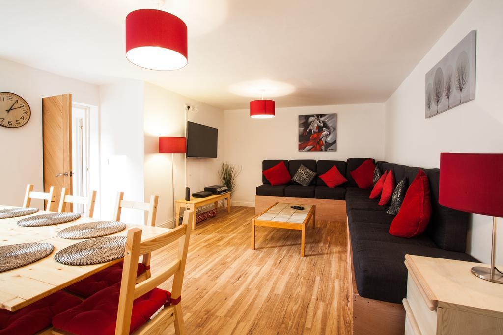 1 Fitzhamon Embankment Apartments Opposite Principality Stadium - Long Stay Offer Cardiff Dış mekan fotoğraf