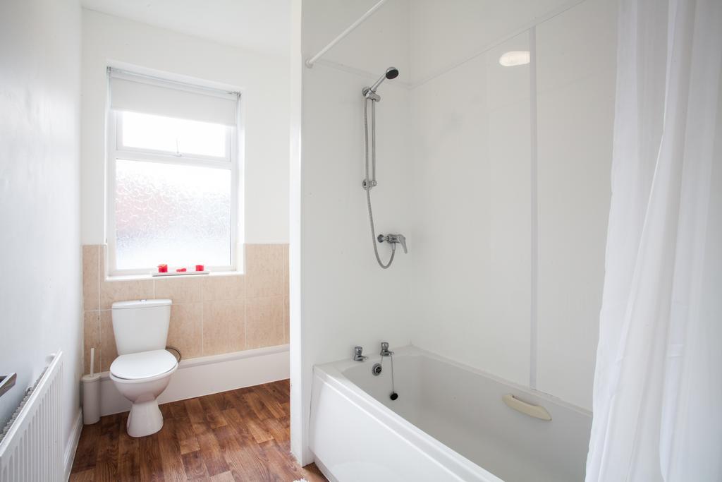 1 Fitzhamon Embankment Apartments Opposite Principality Stadium - Long Stay Offer Cardiff Oda fotoğraf