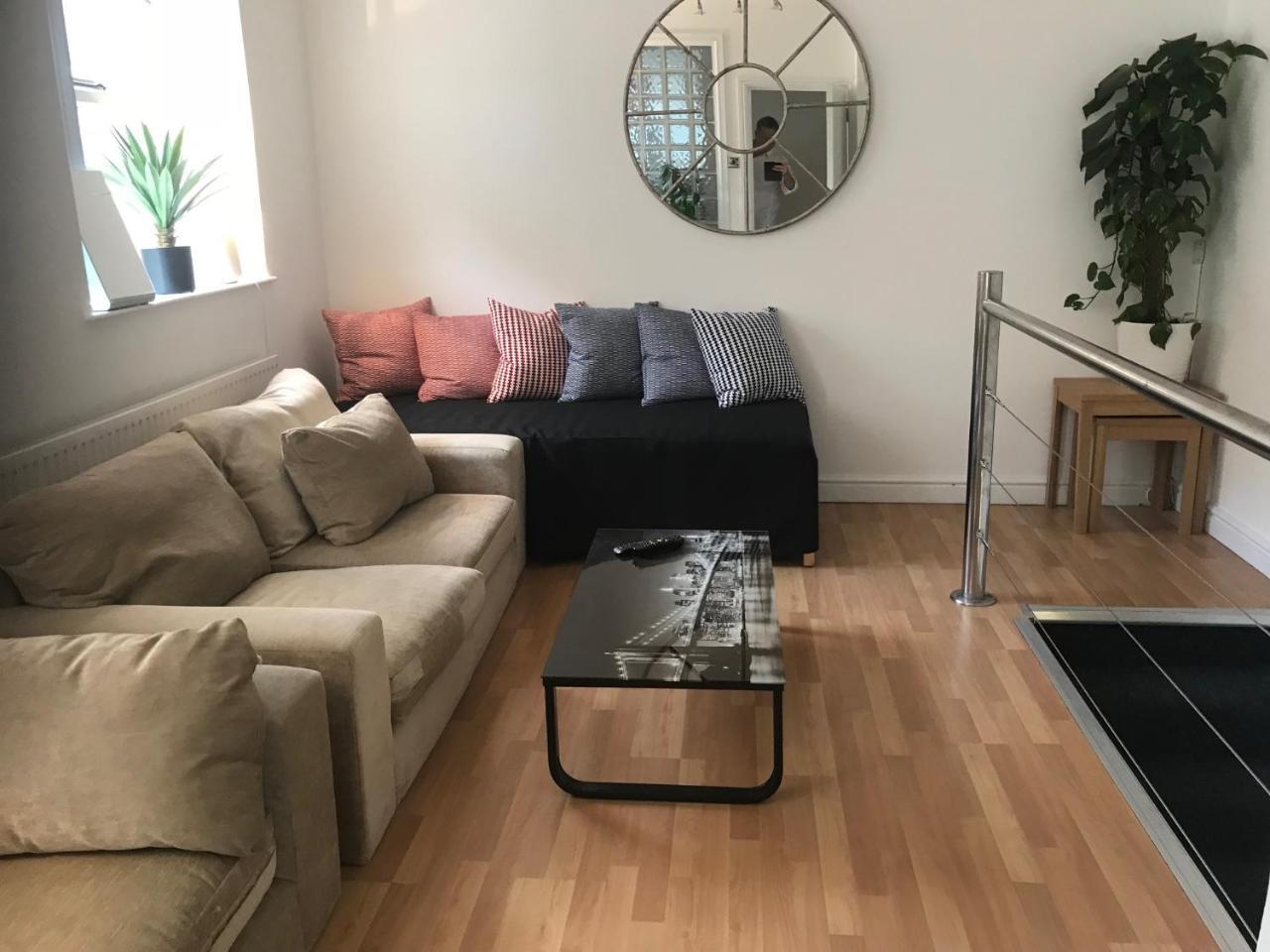 1 Fitzhamon Embankment Apartments Opposite Principality Stadium - Long Stay Offer Cardiff Dış mekan fotoğraf