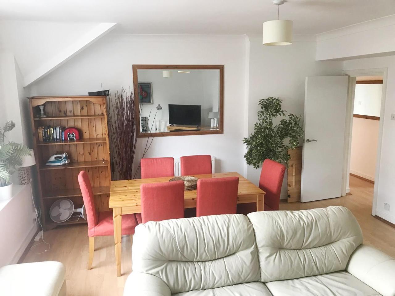1 Fitzhamon Embankment Apartments Opposite Principality Stadium - Long Stay Offer Cardiff Dış mekan fotoğraf