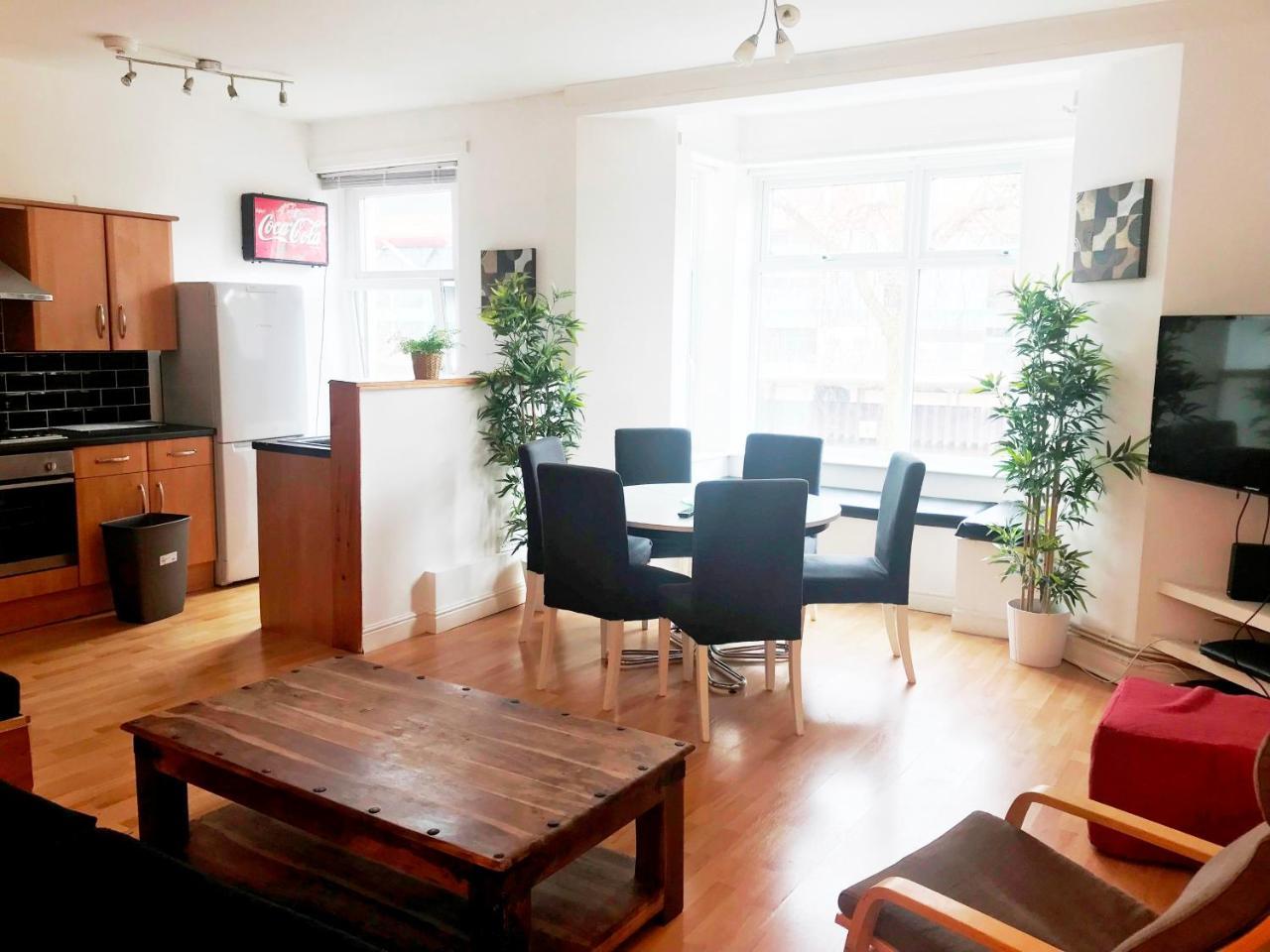 1 Fitzhamon Embankment Apartments Opposite Principality Stadium - Long Stay Offer Cardiff Dış mekan fotoğraf